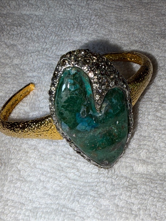Alexis Bittar Jewelry - Alexis Bittar Gold-Tone Cuff Bracelet with Heart-Shaped Green Stone